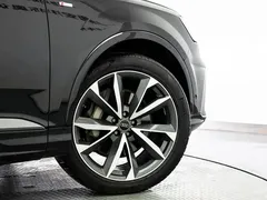 2023 Audi Q7 55 TFSI quattro S line, чёрный — фото 22