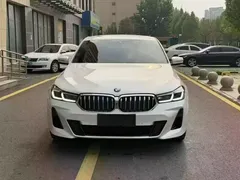 2022 BMW 6 Series GT 6 GT 630i M, белый — фото 2