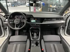 2022 Audi A3 Sportback 35 TFSI, белый — фото 8
