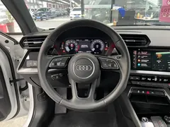 2022 Audi A3 Sportback 35 TFSI, белый — фото 9