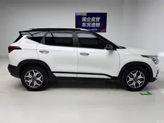 2021 Kia KX3 proud 1.5L CVT trend, белый — фото 7