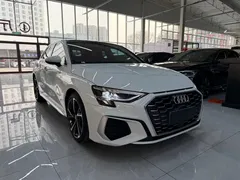 2022 Audi A3 Sportback 35 TFSI, белый — фото 3