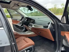 2021 BMW X7 xDrive40i M — фото 8