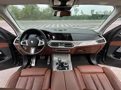 2021 BMW X7 xDrive40i M — фото 10