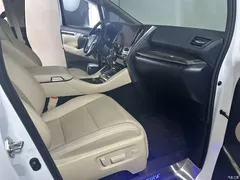 2023 Toyota Vellfire Crown Hybrid 2.5L HV Premium — фото 15