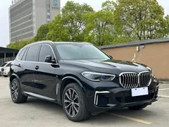 2022 BMW X5 xDrive 30Li M, чёрный — фото 3