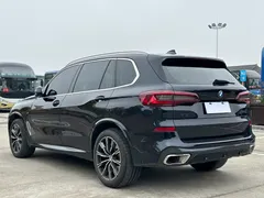 2022 BMW X5 xDrive 30Li M, чёрный — фото 4