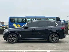 2022 BMW X5 xDrive 30Li M, чёрный — фото 7