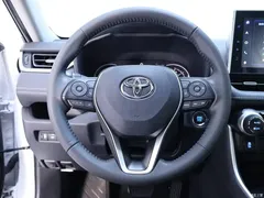 2021 Toyota RAV4 2.0L CVT 2WD Fashion PLUS, белый — фото 16