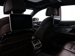 2022 BMW 7 Series 740Li xDrive Executive M Sport Package, чёрный — фото 15