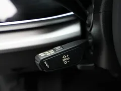 2021 Audi Q8 55 TFSI, чёрный — фото 8