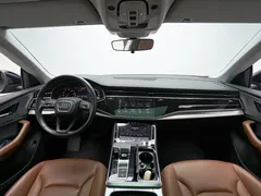 2021 Audi Q8 55 TFSI, чёрный — фото 12
