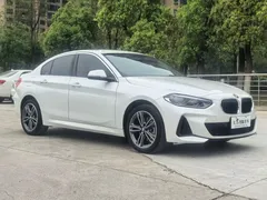 2023 BMW 1 Series 120i M Sport, белый — фото 2