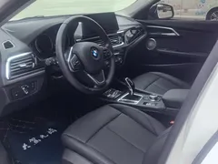 2023 BMW 1 Series 120i M Sport, белый — фото 7
