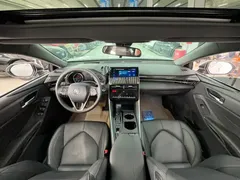 2023 Toyota Avalon Hybrid 2.5L Luxury, белый — фото 16