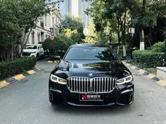 2021 BMW 7 Series 730Li M, чёрный — фото 2