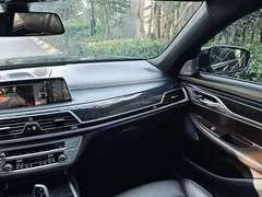 2021 BMW 7 Series 730Li M, чёрный — фото 10