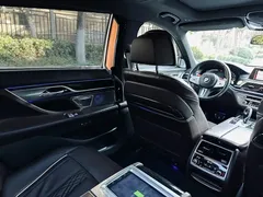 2021 BMW 7 Series 730Li M, чёрный — фото 12