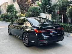 2021 BMW 7 Series 730Li M, чёрный — фото 18