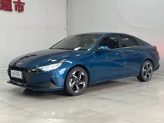 2021 Hyundai Elantra 240TGDi DCT LUX Premium, синий — фото 1