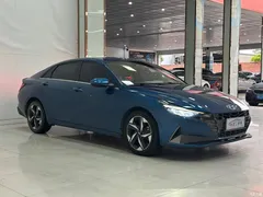 2021 Hyundai Elantra 240TGDi DCT LUX Premium, синий — фото 3