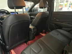 2021 Hyundai Elantra 240TGDi DCT LUX Premium, синий — фото 8