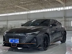 2022 Changan UNI-V 1.5T Sport — фото 1