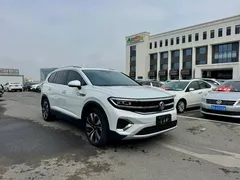 2023 Volkswagen Talagon 380TSI 4WD Luxury Pro 6, белый — фото 3