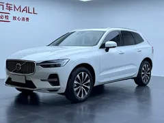 2023 Volvo XC60 4WD Luxury, белый — фото 1