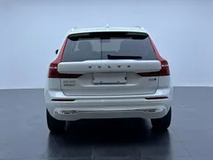 2023 Volvo XC60 4WD Luxury, белый — фото 4