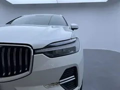 2023 Volvo XC60 4WD Luxury, белый — фото 12