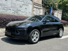 2022 Porsche Macan 2.0T, чёрный — фото 1