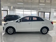 2020 Kia Pegas 1.4L AT Comfort Sunroof, белый — фото 3