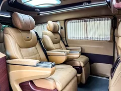 2022 Mercedes-Benz V-Class V 260 L Long Wheelbase Luxury, чёрный — фото 22