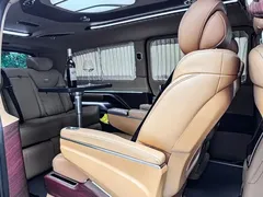 2022 Mercedes-Benz V-Class V 260 L Long Wheelbase Luxury, чёрный — фото 26