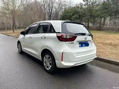 2023 Honda Fit 1.5L CVT Trendy, белый — фото 3