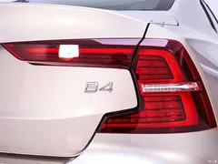 2023 Volvo S60 B4 Zhiyi Luxury — фото 9