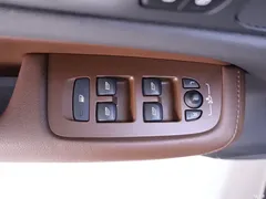 2023 Volvo S60 B4 Zhiyi Luxury — фото 17