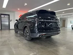 2024 Hongqi HS7 2.0T PHEV 4WD Qichang 6-seater, чёрный — фото 5
