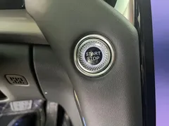 2024 Hongqi HS7 2.0T PHEV 4WD Qichang 6-seater, чёрный — фото 15