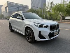 2023 BMW X1 M, белый — фото 3