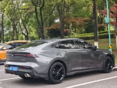 2023 Changan UNI-V 1.5T Premium Type — фото 7