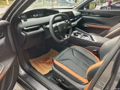 2023 Changan UNI-V 1.5T Premium Type — фото 9