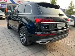2023 Audi Q7 55 TFSI quattro S line, чёрный — фото 5
