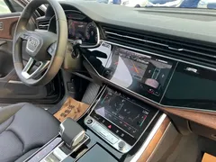 2023 Audi Q7 55 TFSI quattro S line, чёрный — фото 8
