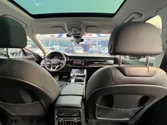 2023 Audi Q7 55 TFSI quattro S line, чёрный — фото 9