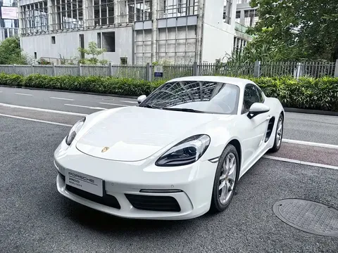 2022 Porsche 718 Cayman 2.0T