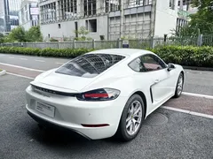 2022 Porsche 718 Cayman 2.0T, белый — фото 4