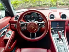 2022 Porsche 718 Cayman 2.0T, белый — фото 9