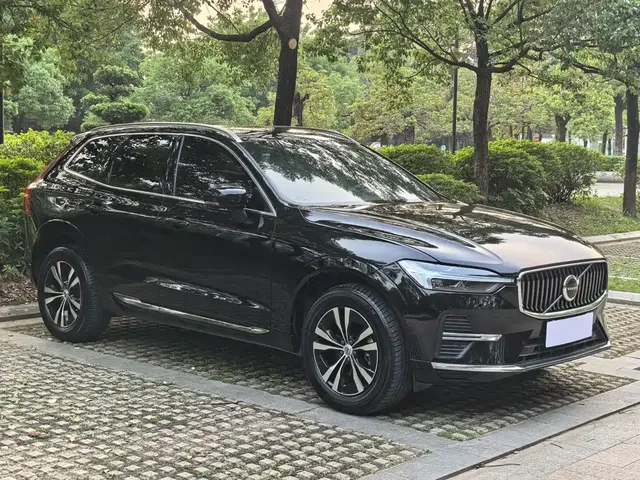 2022 Volvo XC60 4WD Zhiyi Luxury
